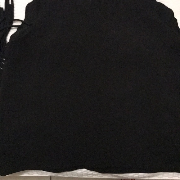 Top - Picture 4 of 4